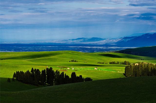 乌兰巴托辽阔的大草原