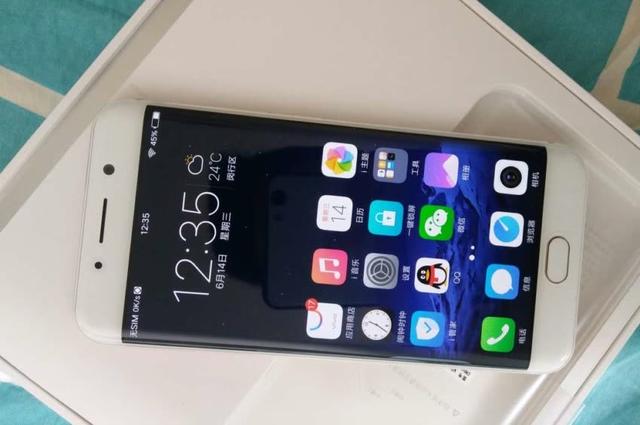 就已经断更了,很多网友苦苦等待vivo xplay 7的到来,但是依然没有动静