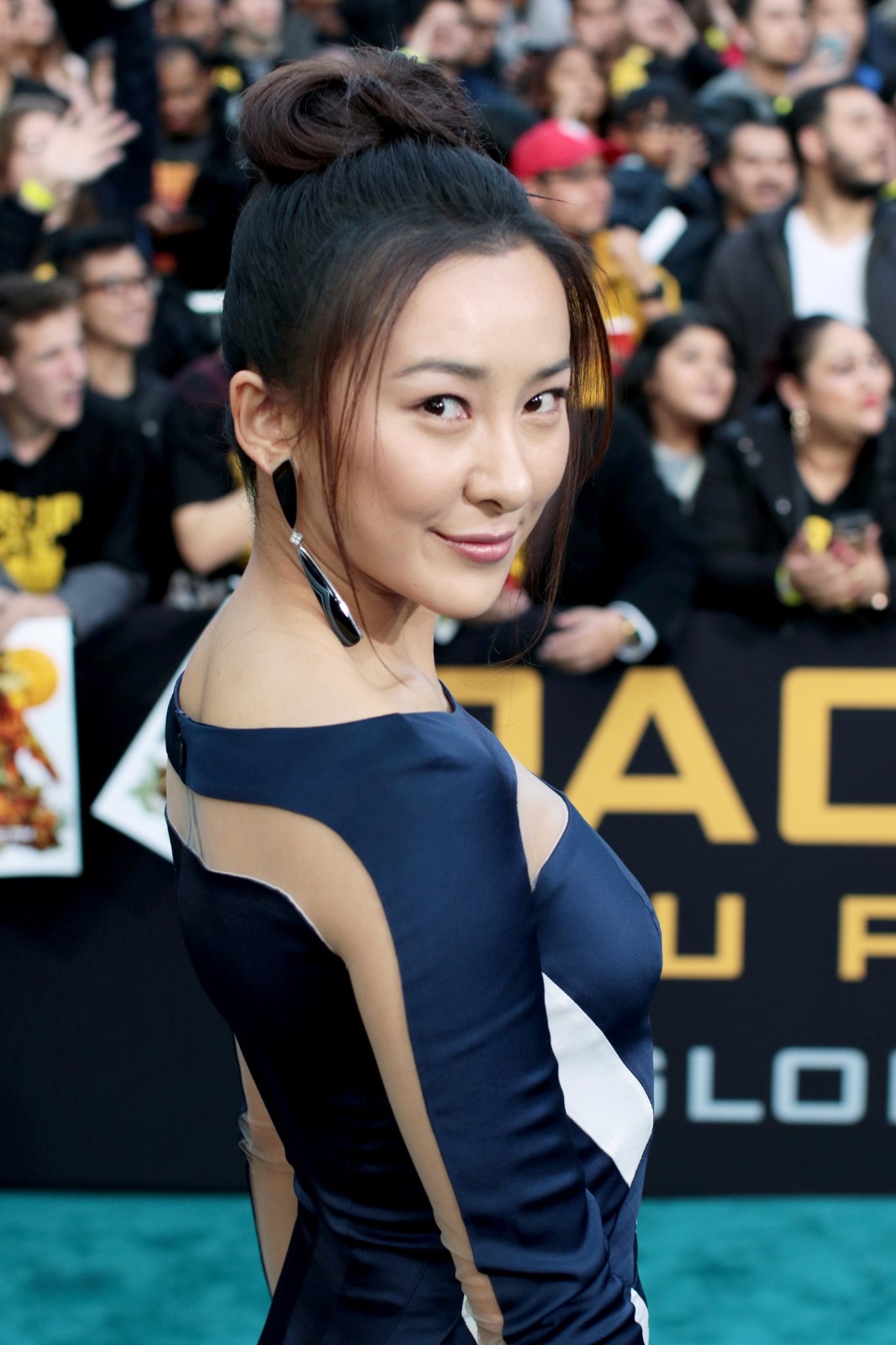 中国女演员吉丽多次征服好莱坞荧屏 出演《环太平洋2》全凭实力