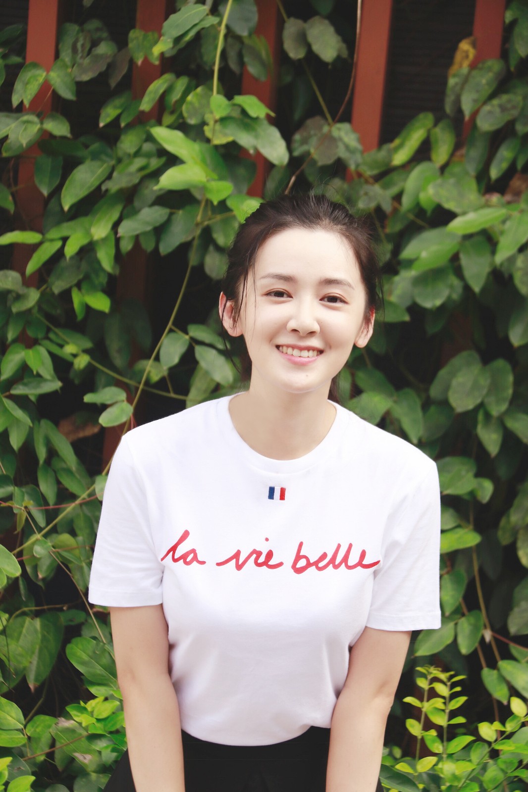 石安妮《高兴遇见你》开播 任职咖啡馆总店长