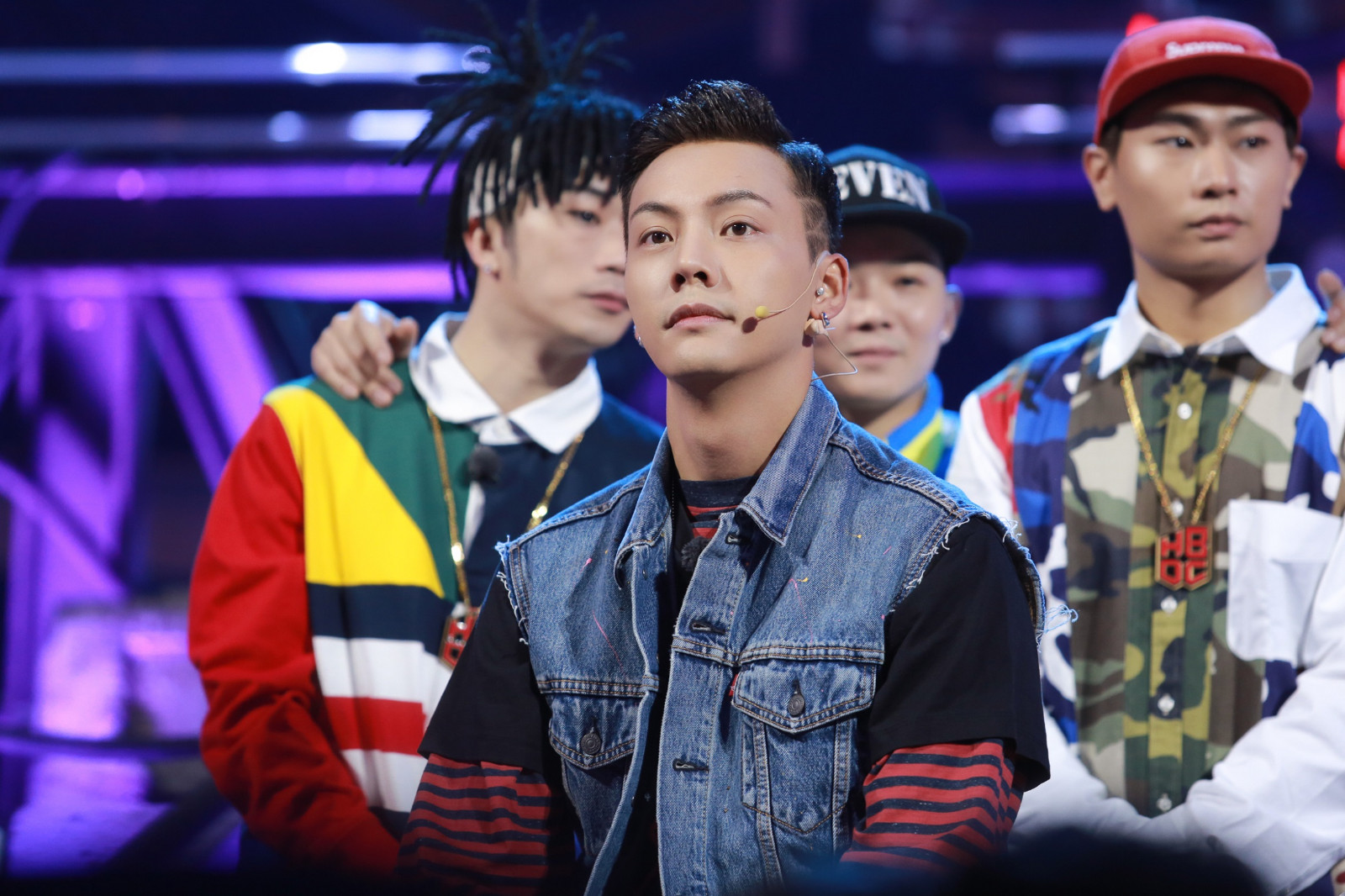 陈伟霆《热血街舞团》泪洒现场 战队逆袭感动观众