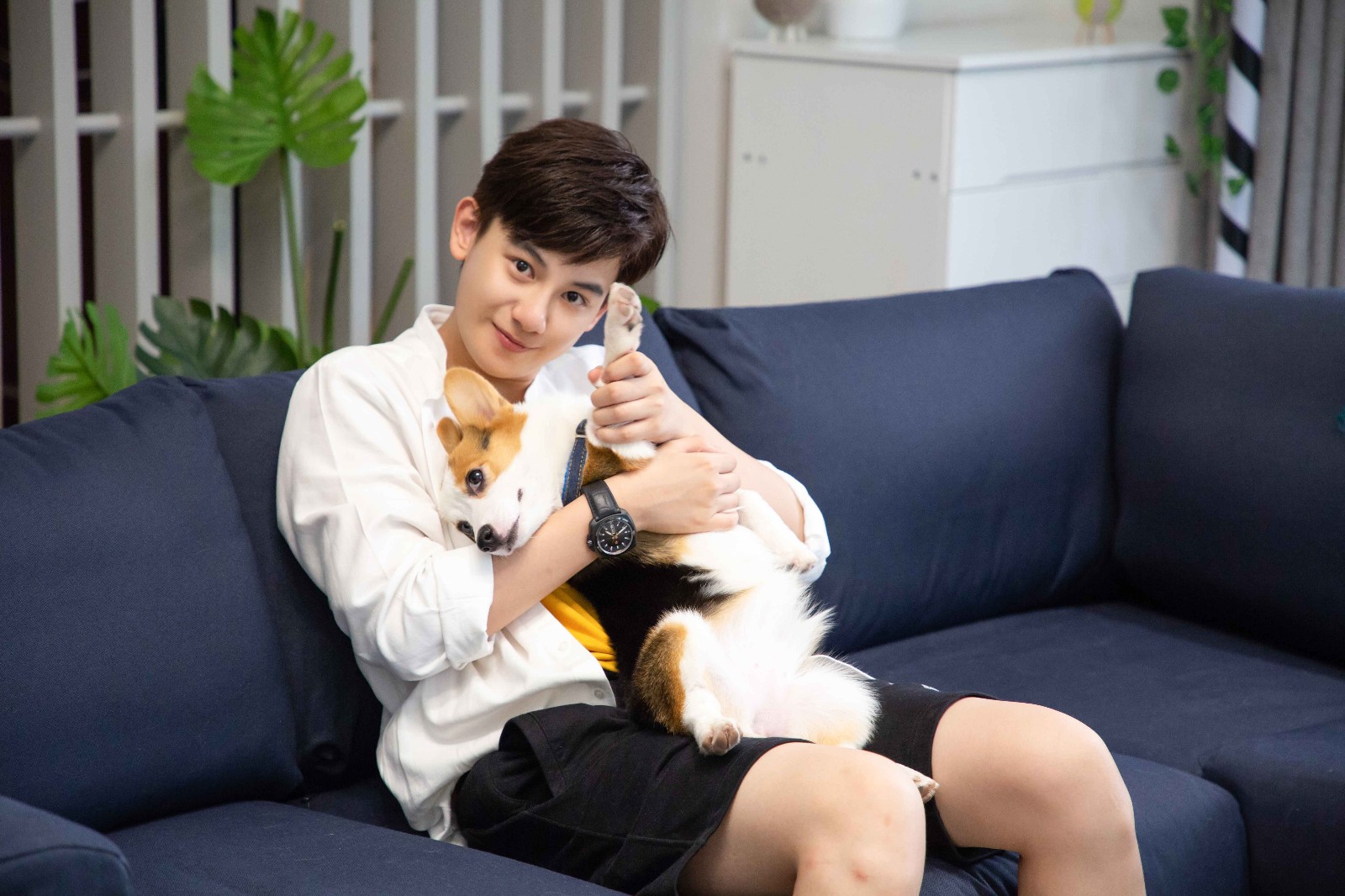 《hi室友》首播陈立农胡先煦平摊房租 周洁琼高秋梓自爆超想演戏