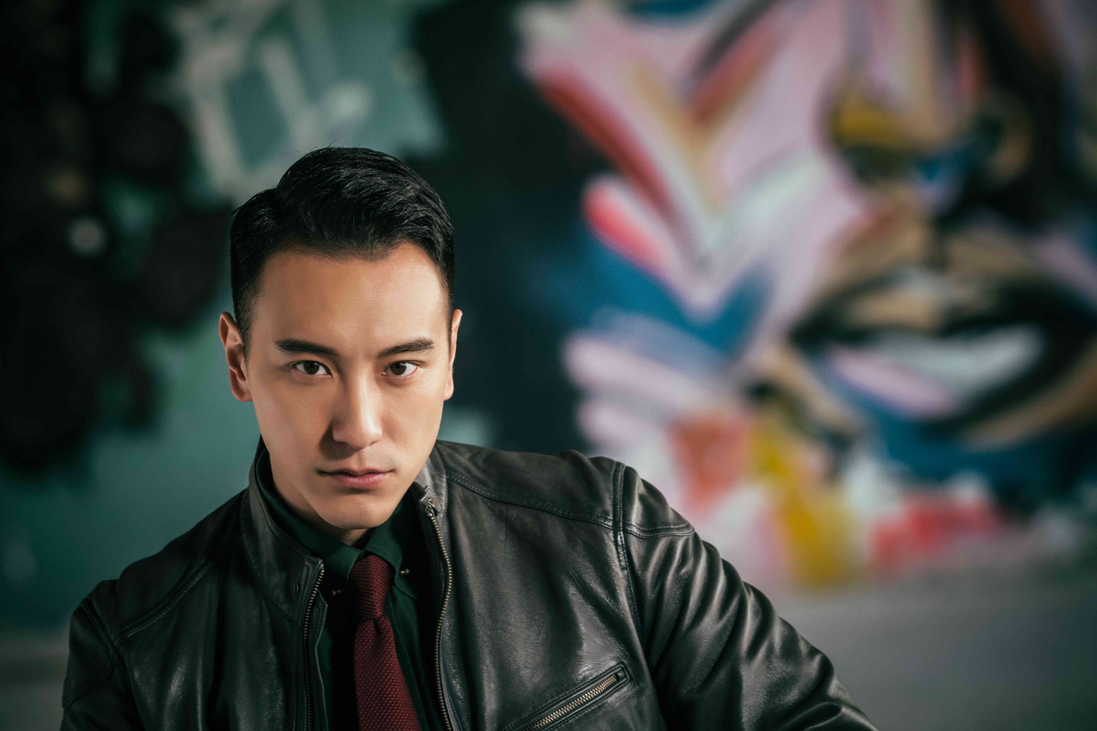 《蚀日风暴》播放量持续走高 王阳明演技爆发"惹人恨"