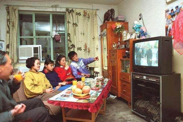90年代老照片:图3至今仍买不起,图5当时土豪,图8很难再现
