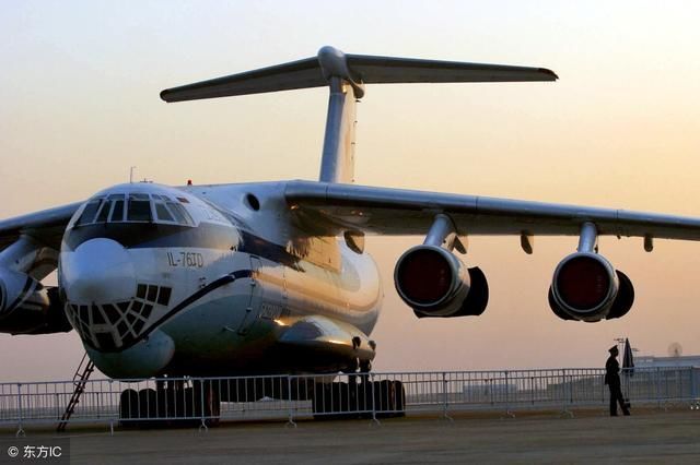 全球最大的飞机,高6层楼,可载2000人,载重高达250吨!