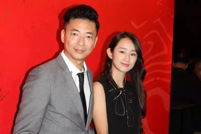 前tvb男星认与内地"小杨幂"拍拖:我们是一见钟情|赵永洪|郭鑫蕊|杨幂