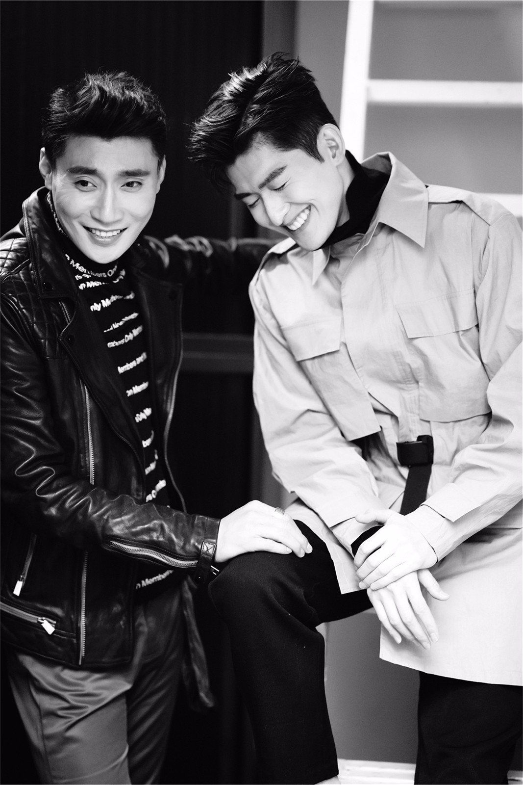 张翰刘长德"兄弟情"时尚写真曝光 黑白质感展现双重魅力