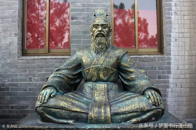 汉献帝的第二位皇后是曹操的女儿,她对汉献帝十分忠诚