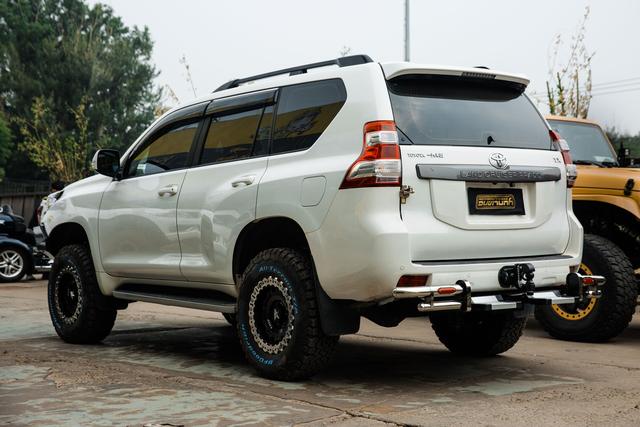 三辆丰田普拉多一起来改看看他们改完是啥样