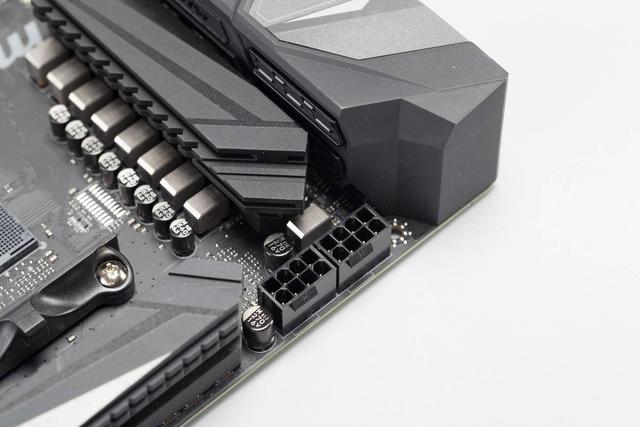 买新不买旧看看锐龙72700x在x470与x370主板上有啥区别