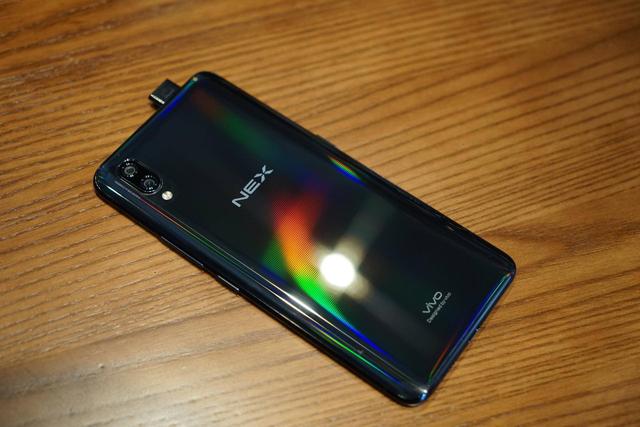 还有人玩王者荣耀吗全新一代kpl比赛用机vivonex上线贼拉风