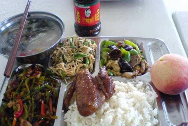 部队伙食顿顿这样吃, 真后悔当初没参军, 这饭菜太有食欲了|伙食|部队