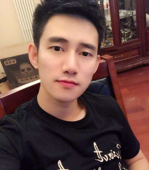 刷礼物超过千万的网红:阿哲2小时刷700万,第一三年刷一亿!