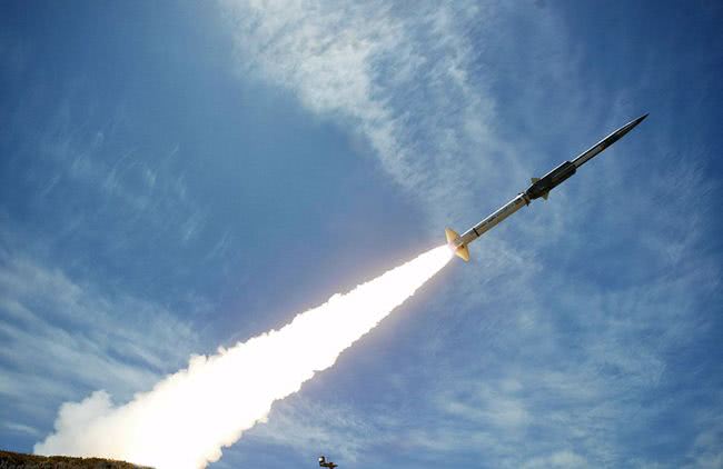 gps卫星被致盲,美国导弹就真的无法精确制导了?不要再被骗了