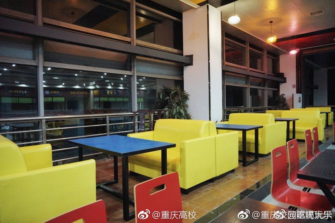网友投稿,@重庆大学 翻修的食堂,也太好看了吧