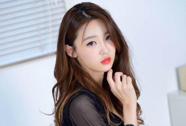 男人最容易爱上这3种类型的女人