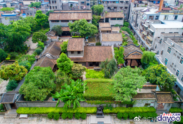 走进十香园古香古色幽雅宜人