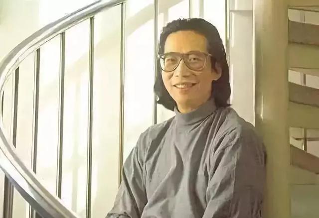 的偶像,10年作词千首,被誉为"港乐鬼才"|黄伟文|林夕|林振强_新浪新闻