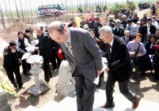 日本占领中国后,首先控制了中国一重要资源,没