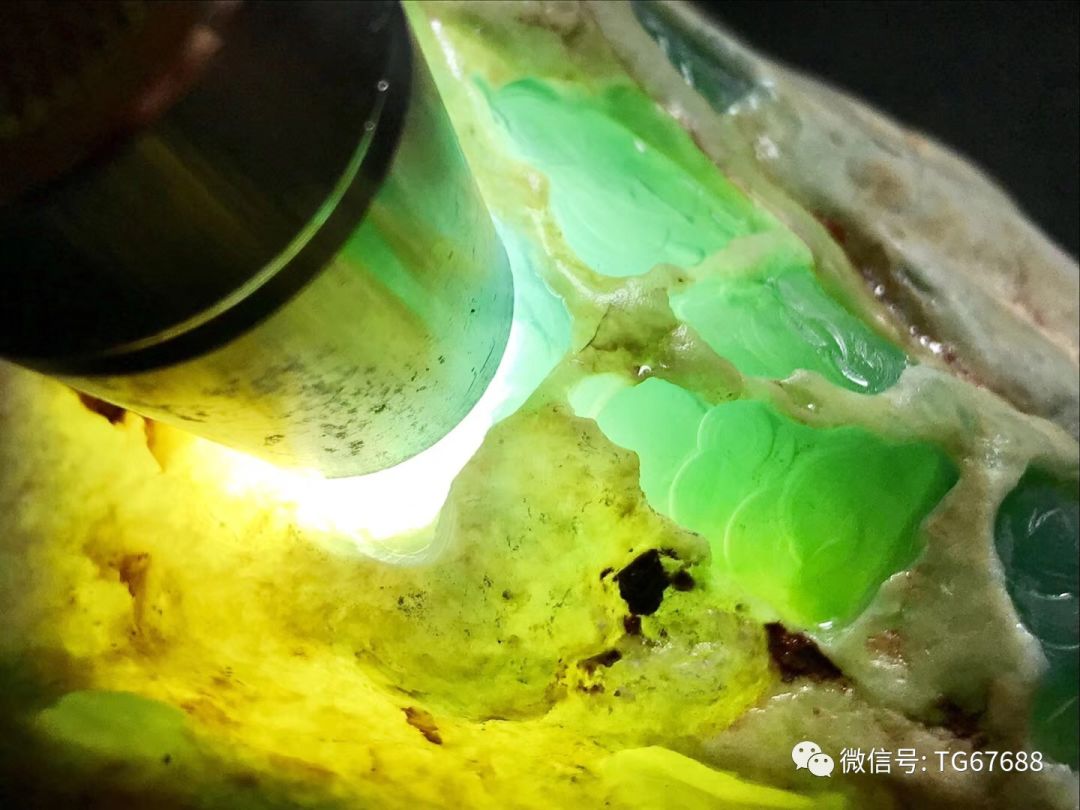 赌石!重金买下的木那至尊,开窗后的结果也是惊喜万分