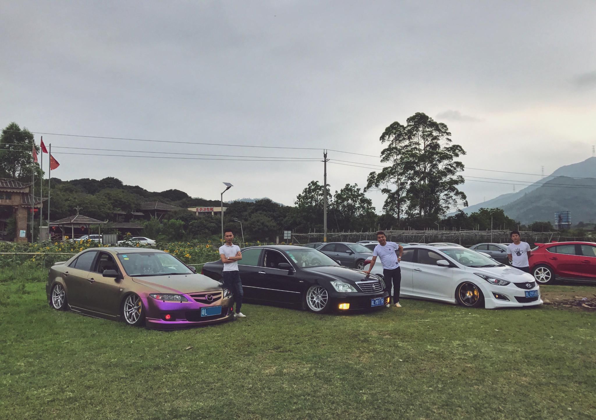 惠州车友打造骚紫低趴马6,开在路上满满的都是回头率!