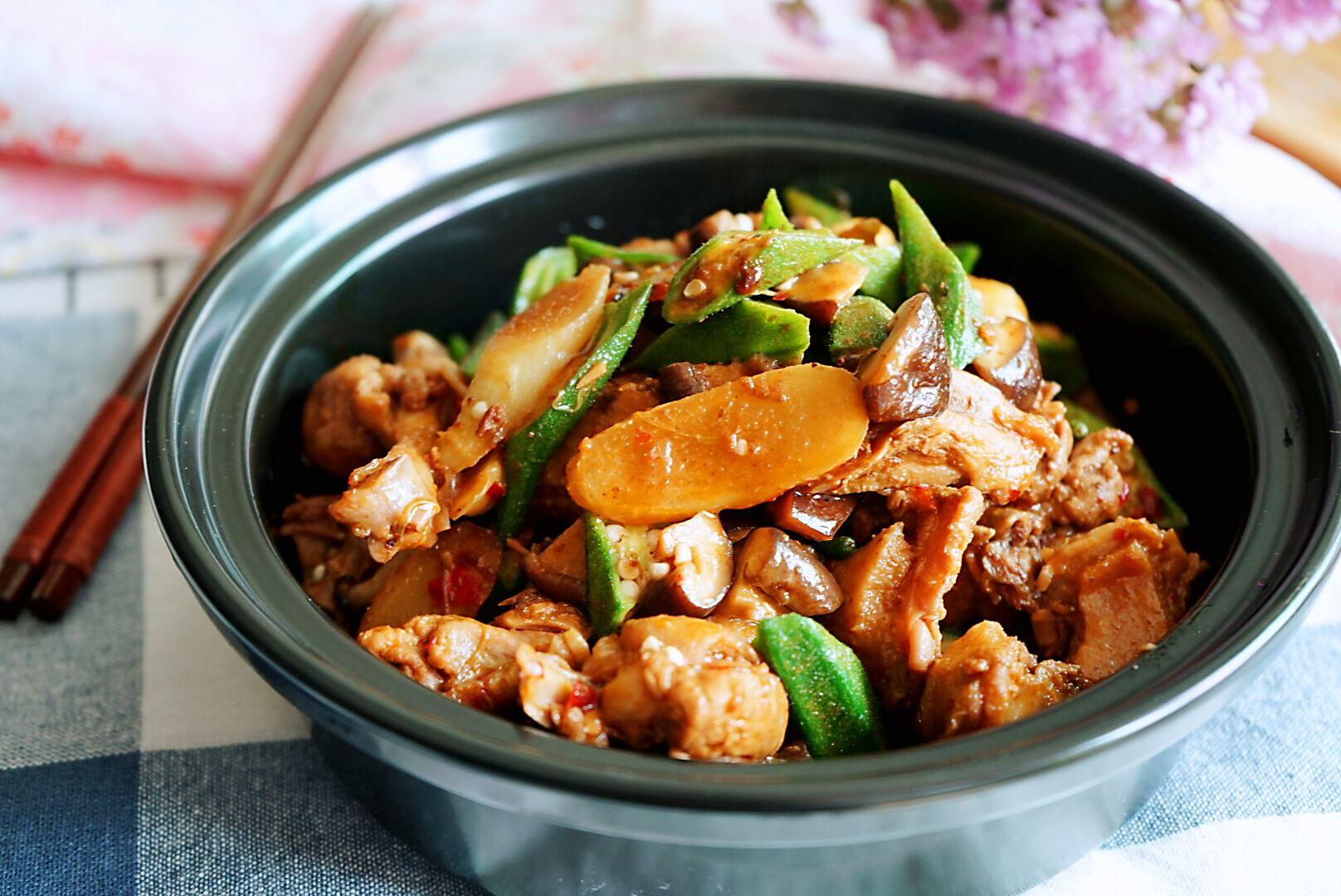 去鸭肉土腥味掌握这三招一盘绝杀米饭的烧鸭煲就得这样做