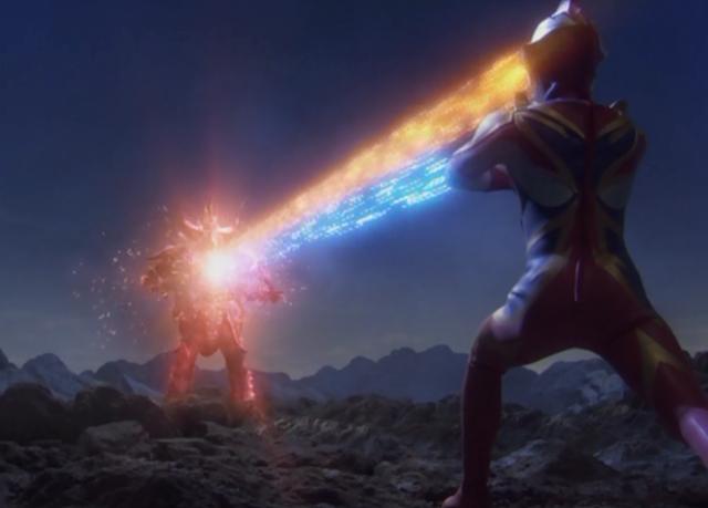 奥特曼:黑暗铠甲,共有4位穿着过,其中包括赛文奥特曼