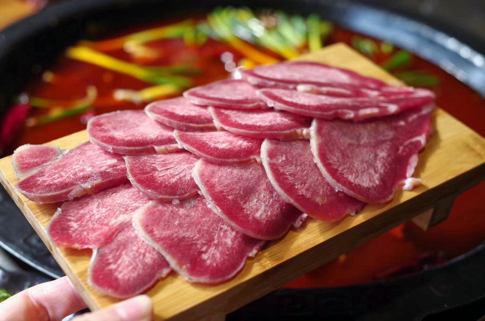 一周来三次的火锅店,特色菜竟那么难忘