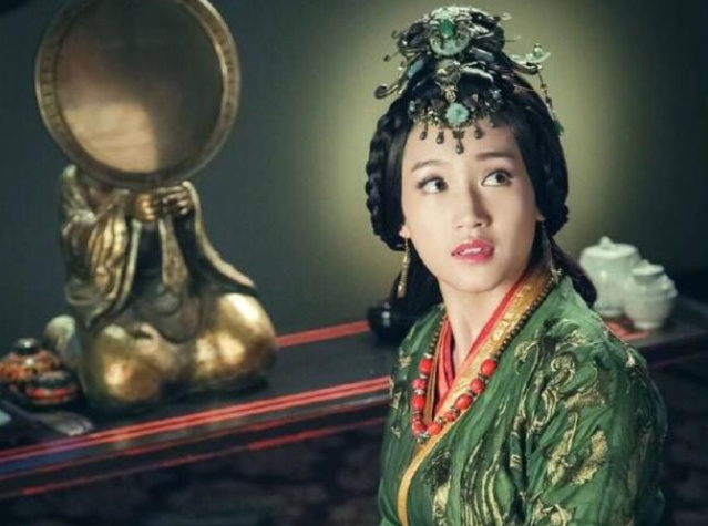 张嫣美人心计,全网最讨厌的尔晴8年前甜过奶茶妹妹,时间对她做了啥