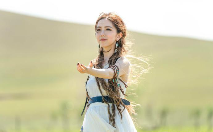 邓紫棋倒数mv女主角