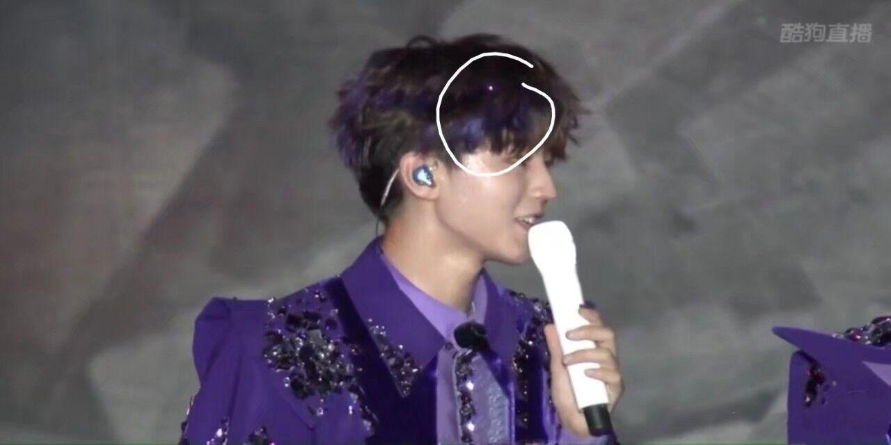 tfboys五周年演唱会上出现激光笔,粉丝:不喜欢也请不要伤害