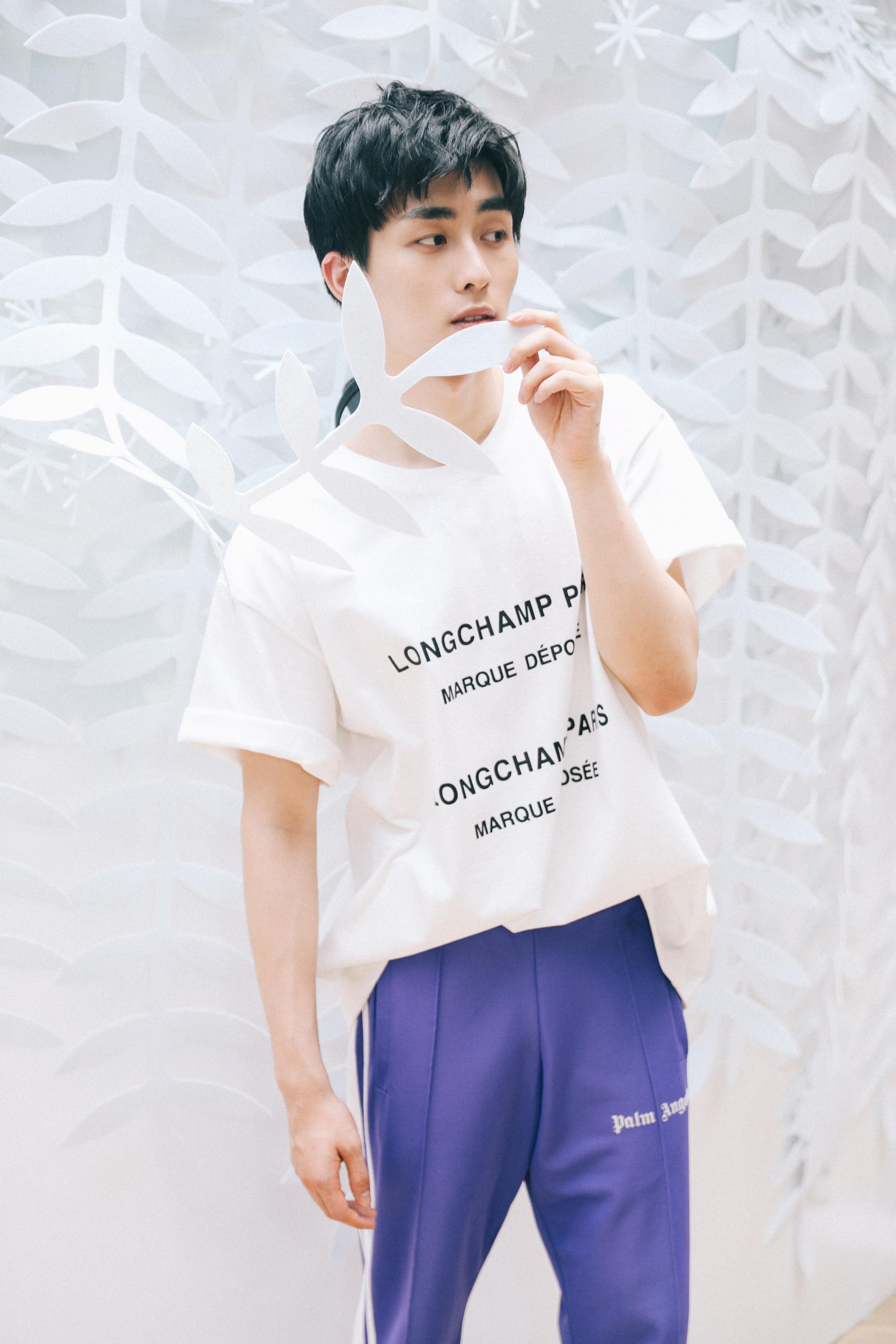 盐系少年王钰威,携 清爽来袭,大胆玩味街头潮流