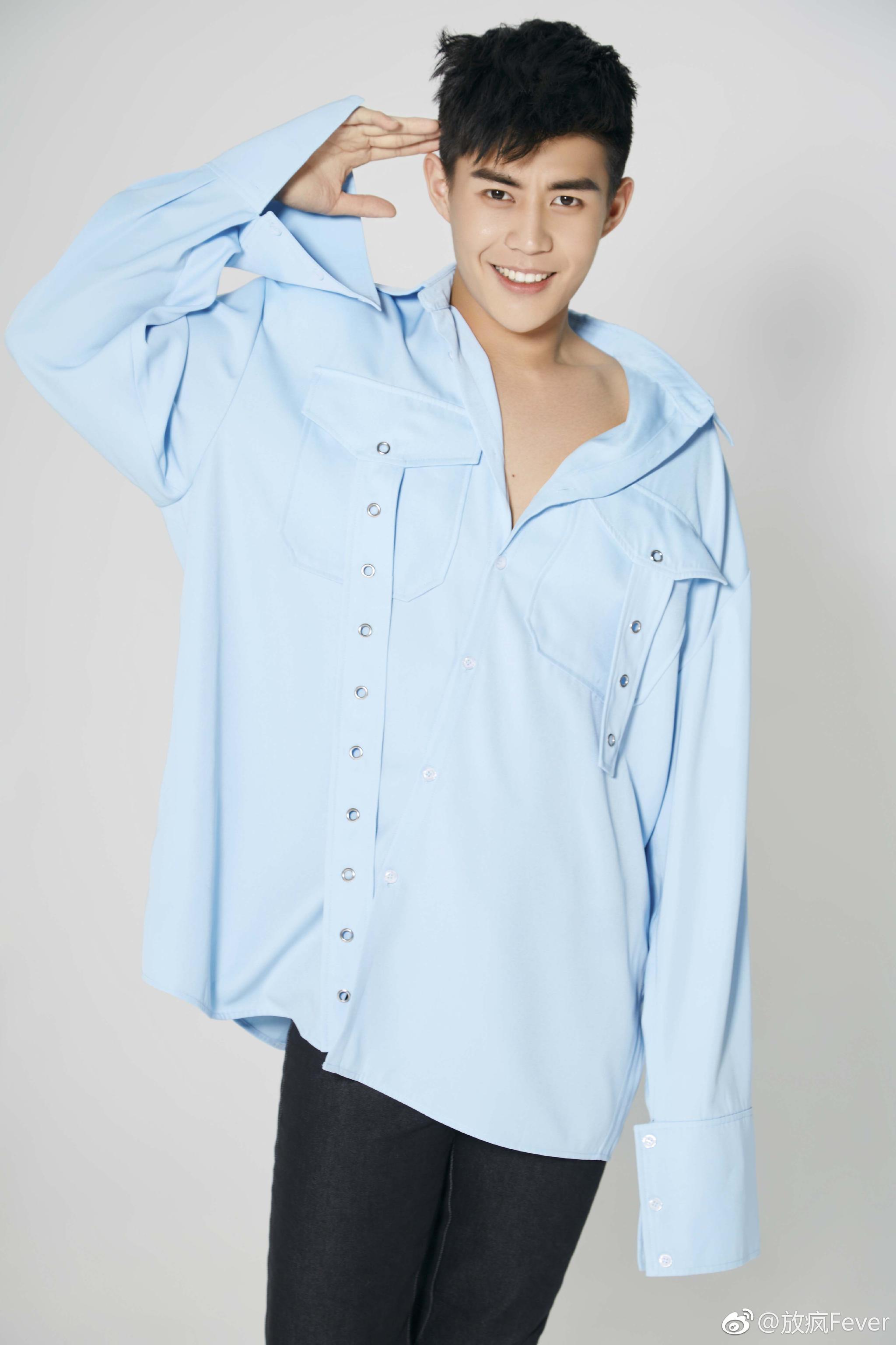 是归去来中默默守护的草根青年宁鸣