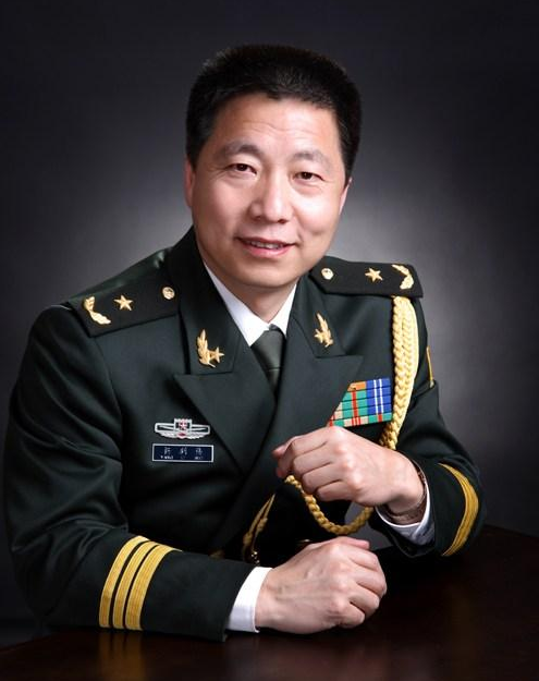 他从"少校"晋升"少将"仅用10年!全国人民却无人不服