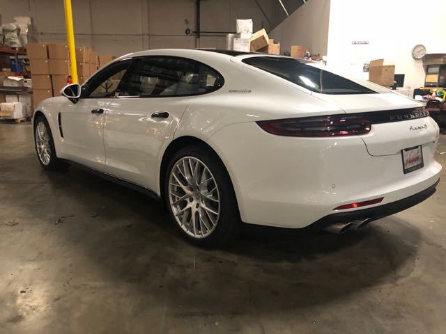 18款保时捷panamera行政加长4s最成功的四门轿跑