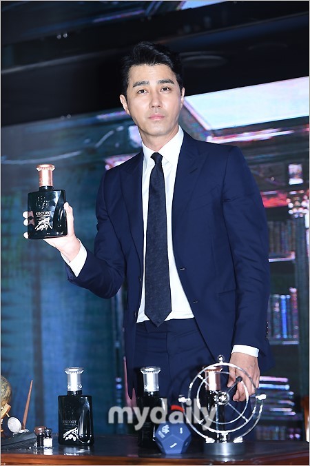 韩国艺人车胜元首尔出席代言品牌宣传活动