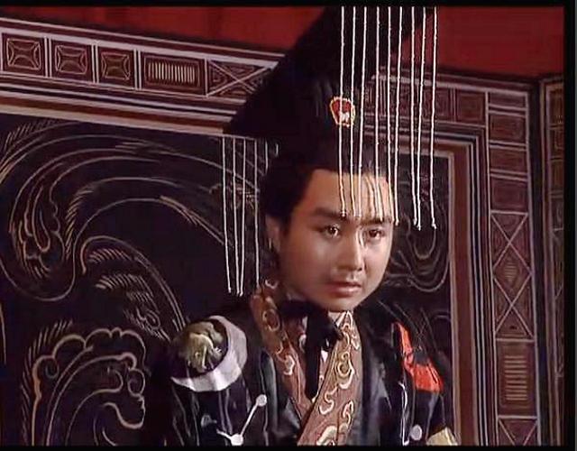 从九五之尊到被呼来喝去的小二,最窝囊的皇帝是他吗?