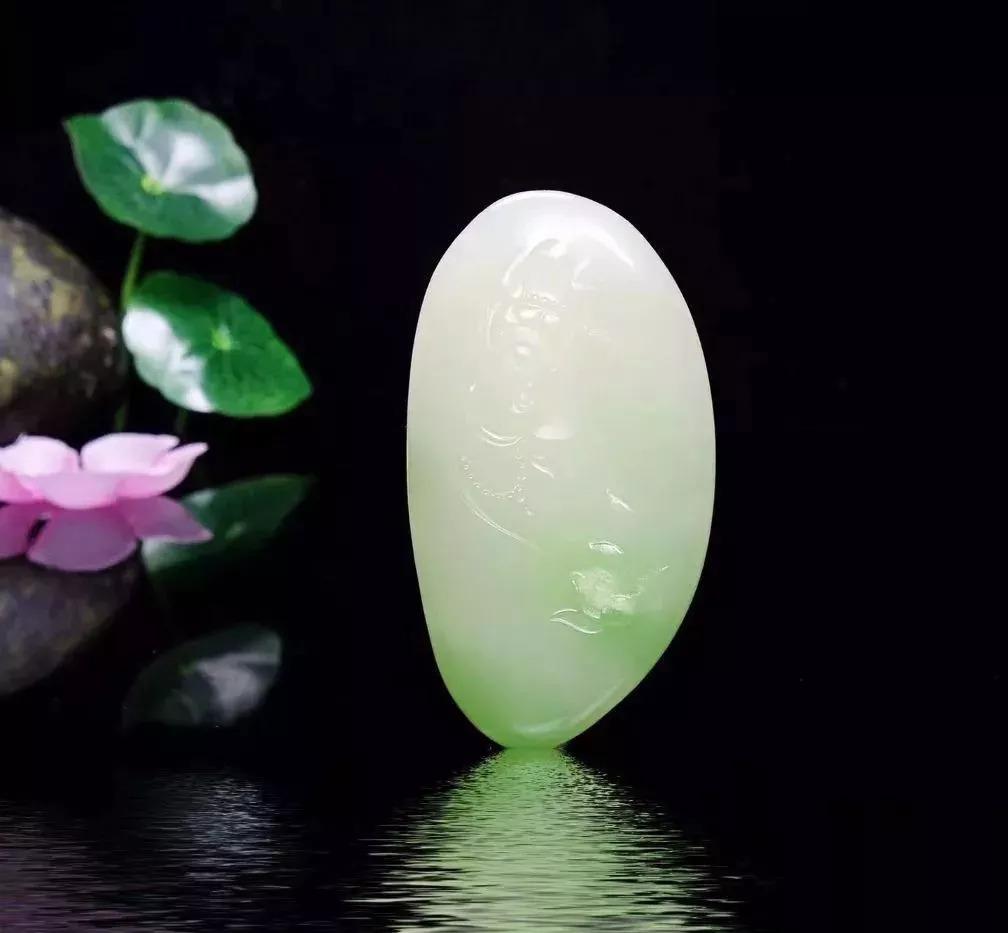 不是所有翠青玉都是极品!