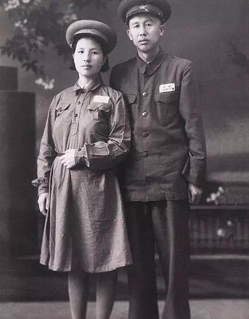 四大野战军的女兵长得啥模样