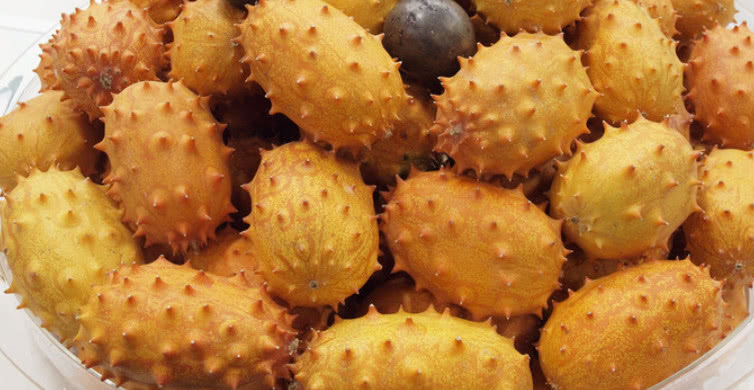 世界上最"难吃"的水果,不仅很臭还很麻烦,你敢不敢吃