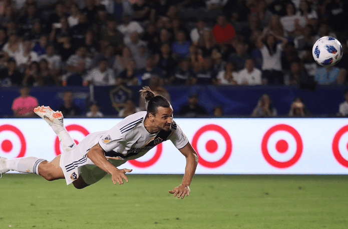 伊布帽子戏法助洛杉矶银河逆转奥兰多城,鱼跃冲顶霸气十足