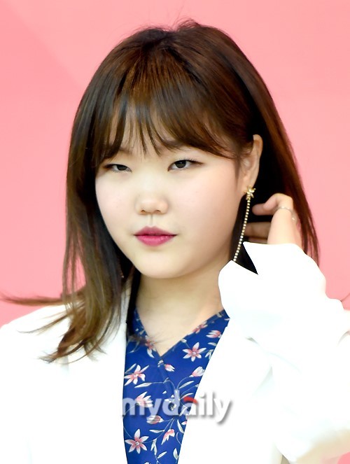 乐童音乐家成员李秀贤首尔出席kbs电台春季改版发布会