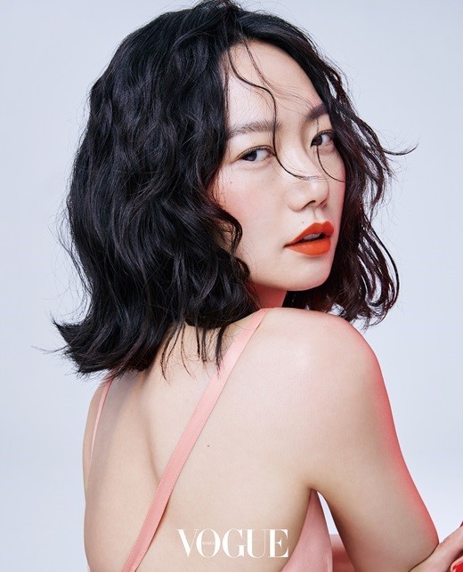 裴斗娜将在不久后出演韩国第一部netfilx电视剧《王国》.吕东垠/文