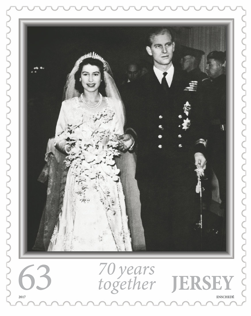 1947年11月20日,伊丽莎白二世与希腊的菲利普亲王结婚|结婚|伊丽莎白二世|金婚_新浪新闻