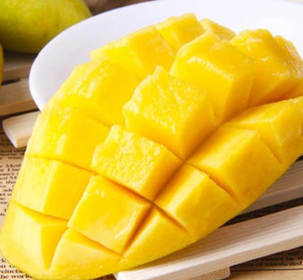 芒果上市哮喘和过敏体质的儿童不适宜吃还要注意这些很重要