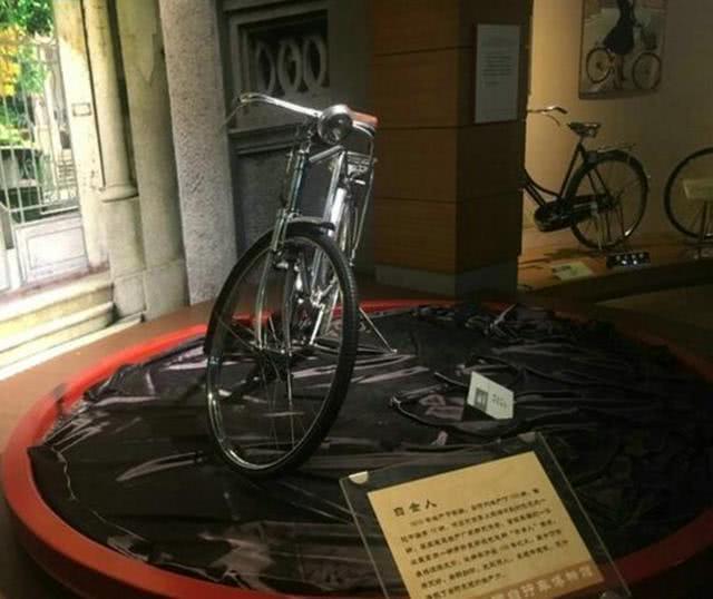 80年代买的"白金人"自行车,英国人出两台劳斯莱斯都换不来