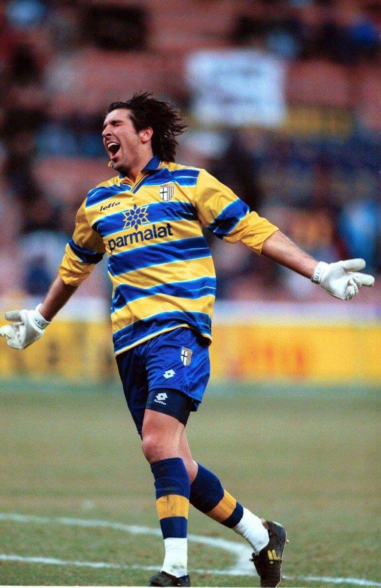 布冯祝贺母队帕尔马升级