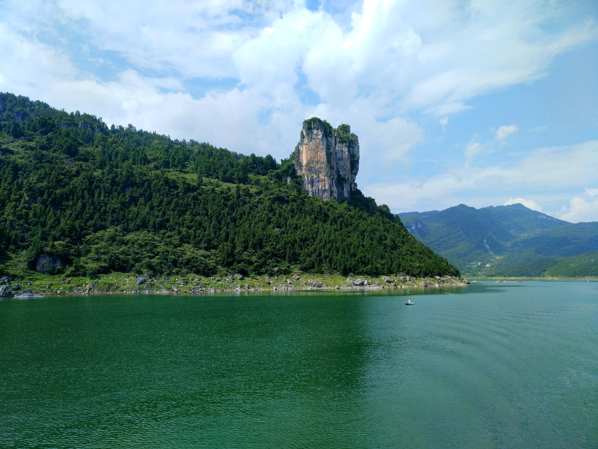 去恩施享受一份怡人的清凉,遇见美丽的大清江蝴蝶崖风景区