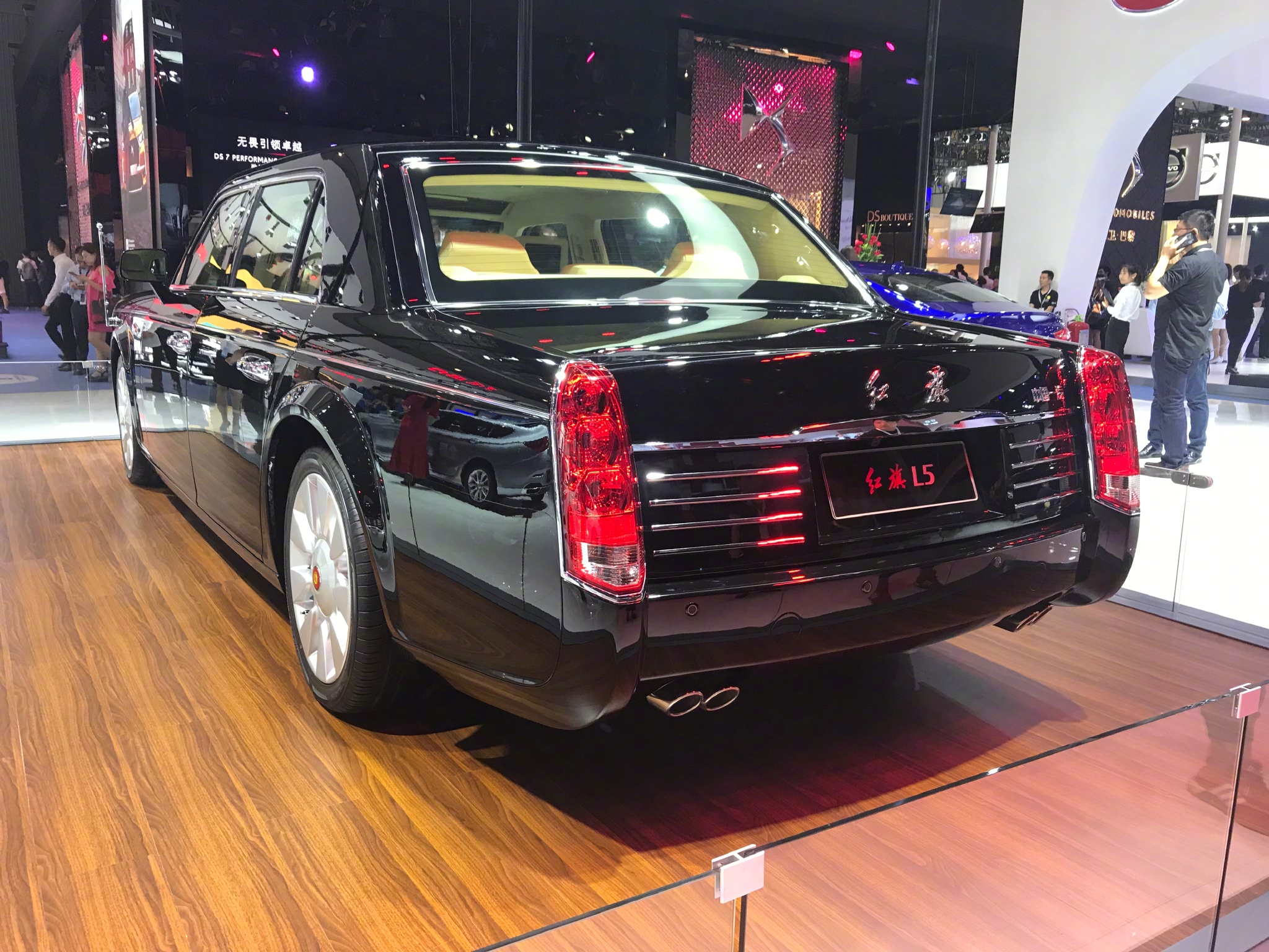 600多万的红旗l5了解一下