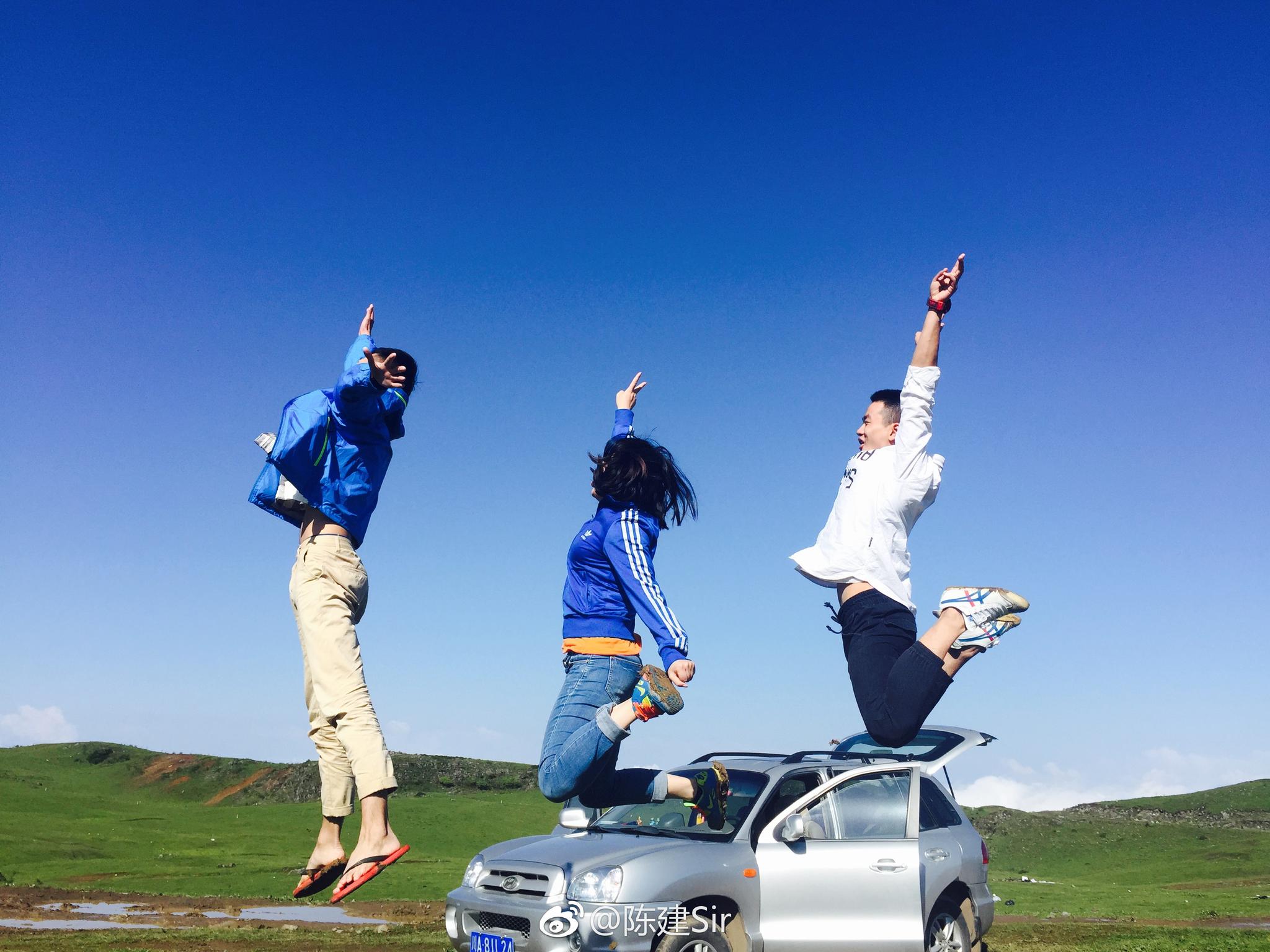 旅行中最完美的事是有一群志同道合的人一起走,一起看风景